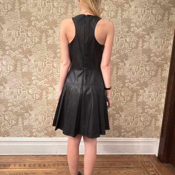 Lauren Ralph Lauren Black Mini Dress - Picture 2 of 4